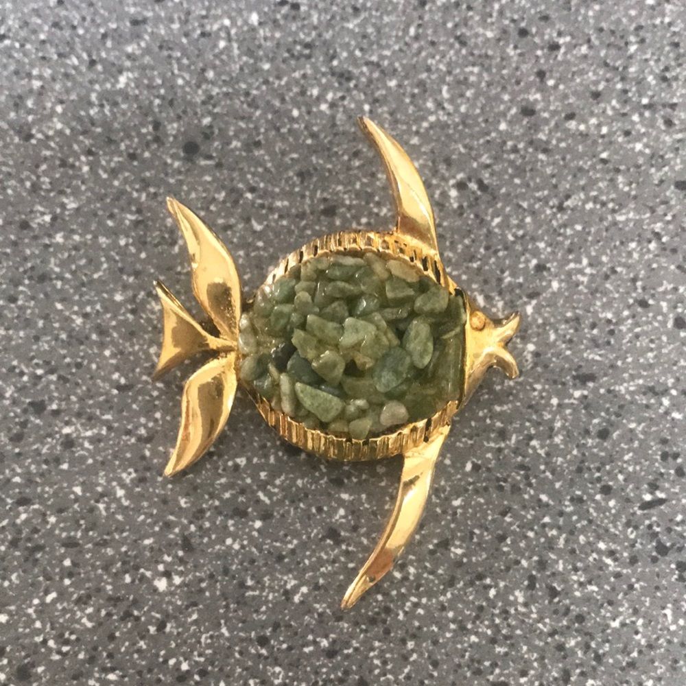 Brooch
